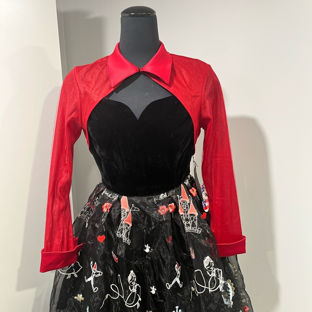 NWT Laura Byrnes Bolero